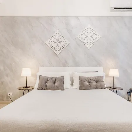 Few Steps From Vatican شقة