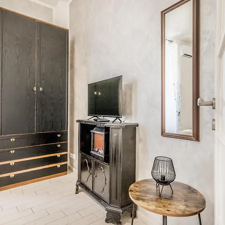 Few Steps From Vatican *