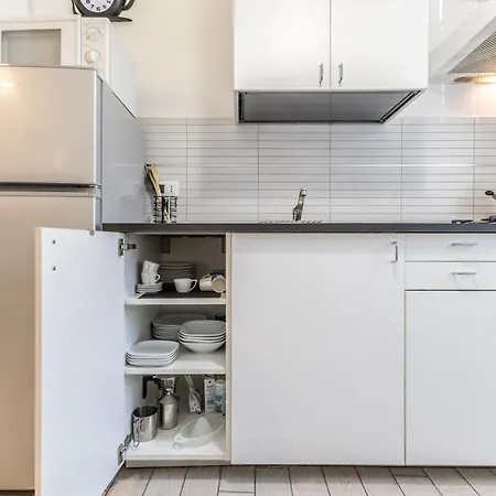 Few Steps From Vatican شقة